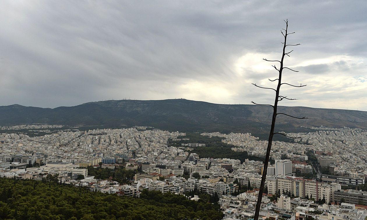 Ραγδαία Πτώση Θερμοκρασίας και Έρχονται τα Πρώτα Χιόνια