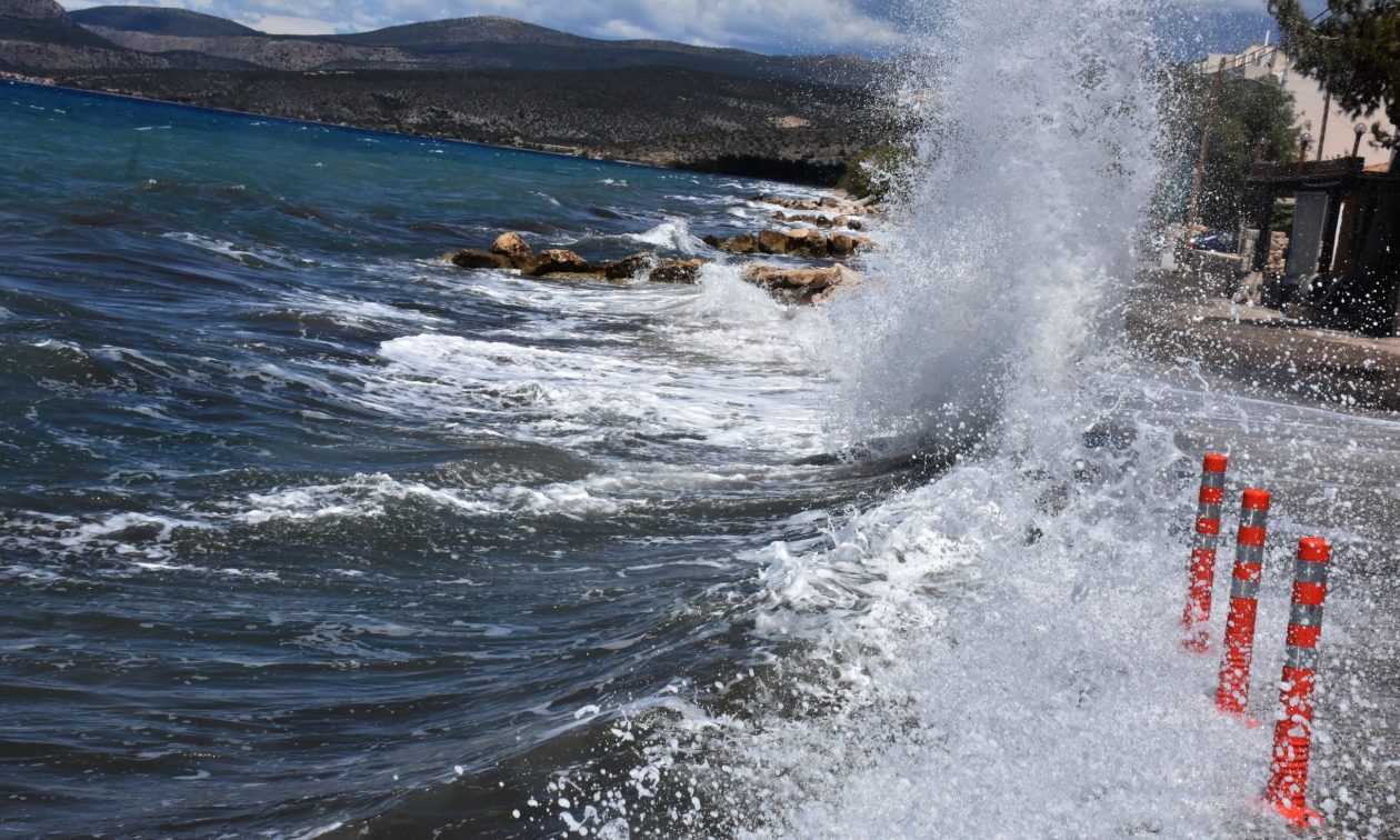 Ενισχυμένοι βοριάδες και πτώση θερμοκρασίας φέρνουν αλλαγές στον καιρό της χώρας μας